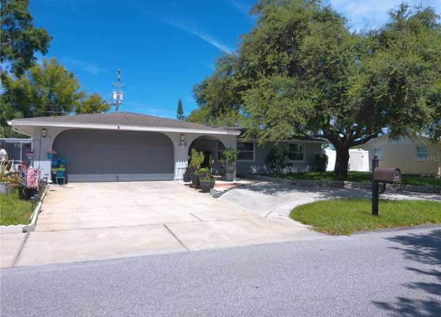 Property at 3207 Jarvis St, Holiday, FL 34690, 2 beds, 2 baths