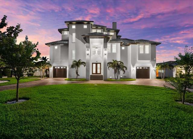 Property at 110 Carlyle Dr, Palm Harbor, FL 34683, 4 beds, 3.5 baths
