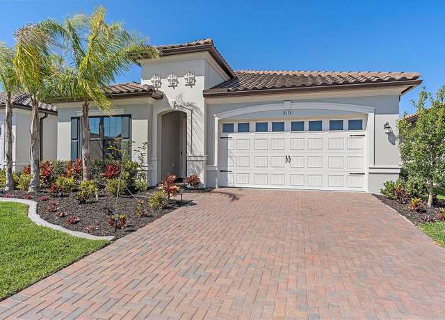Property at 2114 5th St E, Palmetto, FL 34221, 3 beds, 3.5 baths