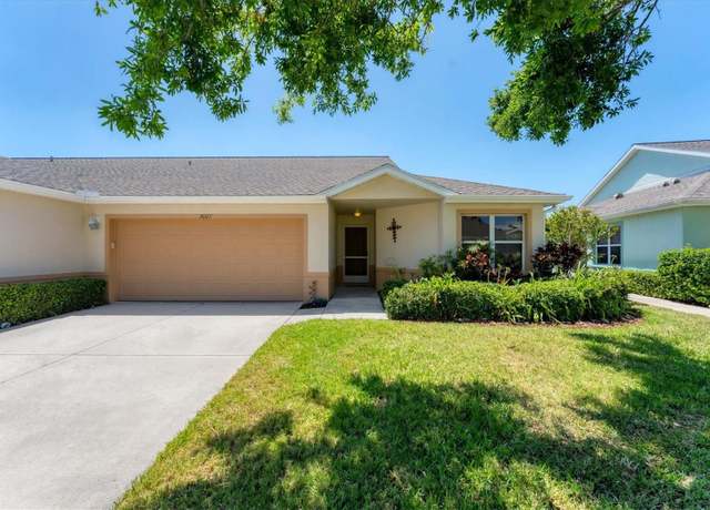 Property at 3007 Live Oak Ln, Palmetto, FL 34221, 2 beds, 2 baths