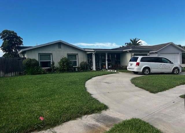 Property at 4018 29th Ave W, Bradenton, FL 34205, 3 beds, 2 baths