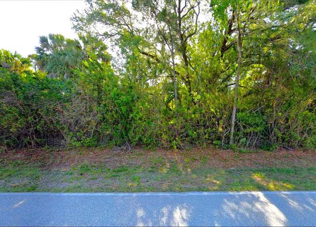 Property at 498 Overbrook St, Port Charlotte, FL 33954