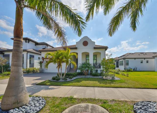 Property at 1009 Seagrape Dr, Ruskin, FL 33570, 3 beds, 2.5 baths