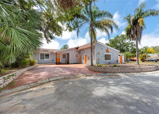 Property at 157 7th Ave SW, Largo, FL 33770, 4 beds, 2.5 baths