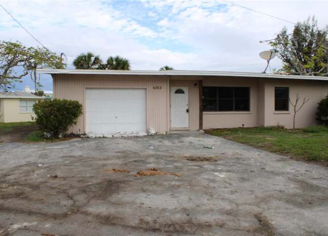 Property at 6203 Marina Dr, Holmes Beach, FL 34217, 3 beds, 2 baths