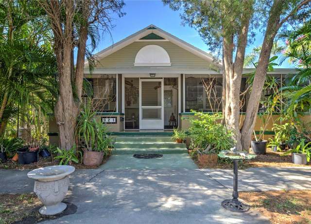 Property at 921 24th Ave N, St Petersburg, FL 33704, 6 beds, 5.5 baths