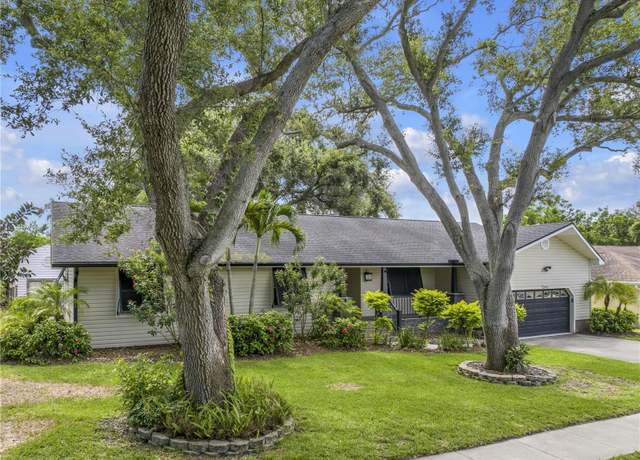 Property at 7461 Pescador Pl, Seminole, FL 33772, 3 beds, 2 baths
