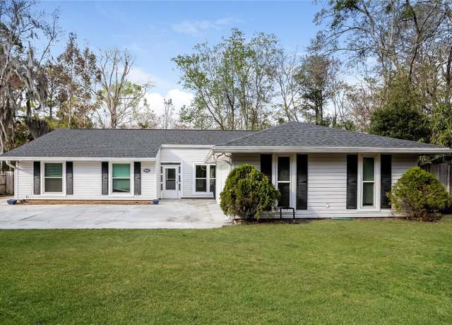 Property at 609 San Robar Dr, Orange Park, FL 32073, 3 beds, 2 baths