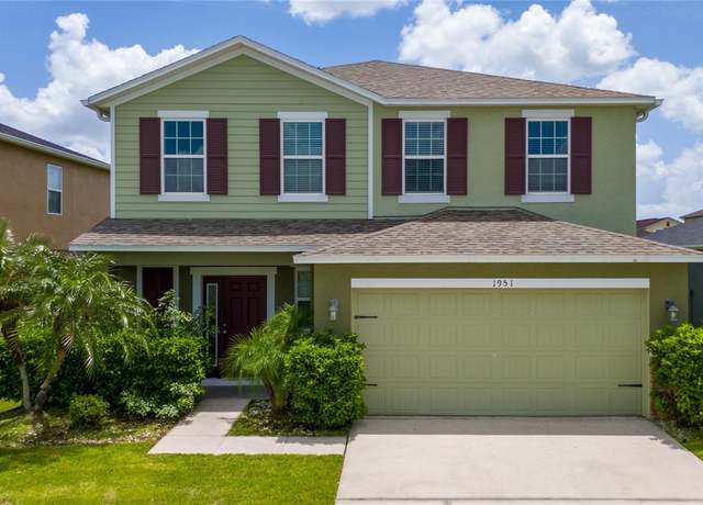 Property at 1951 Betsy Ross Ln, St Cloud, FL 34769, 4 beds, 2.5 baths