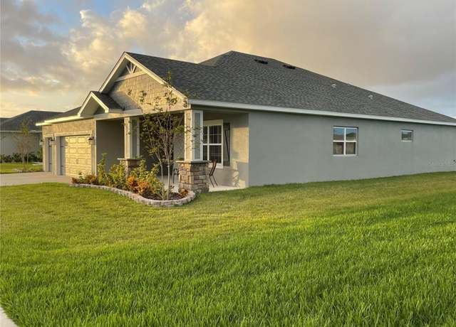 Property at 416 Riders Loop, Auburndale, FL 33823, 5 beds, 3 baths