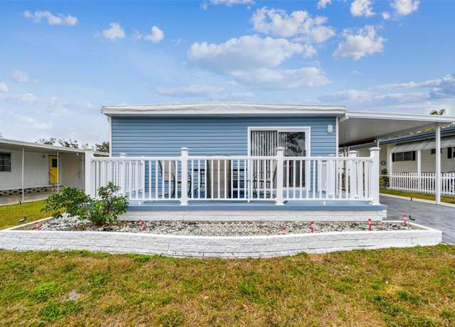 Property at 12651 Seminole Blvd Unit 2C, Largo, FL 33778, 2 beds, 1 bath