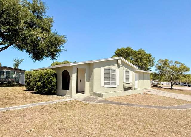 Property at 2201 Flamingo Ave, Deltona, FL 32738, 3 beds, 2 baths