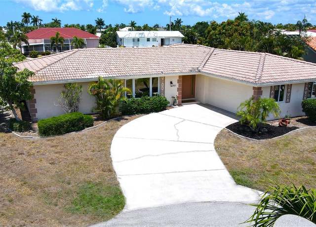 Property at 951 Santa Brigida Ct, Punta Gorda, FL 33950, 3 beds, 2 baths