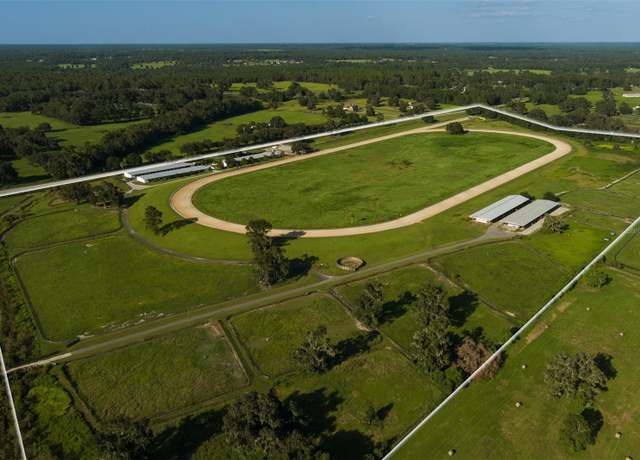Property at 11196 NW Highway 464b, Ocala, FL 34482, 1 bed, 3 baths