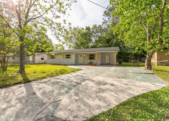 Property at 4818 Dallen Lea Dr, Jacksonville, FL 32208, 3 beds, 1 bath