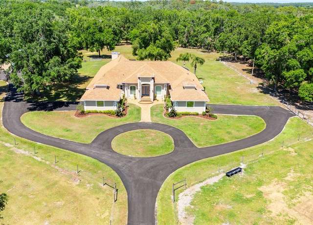 Property at 30723 Reed Rd, Dade City, FL 33523, 4 beds, 3 baths