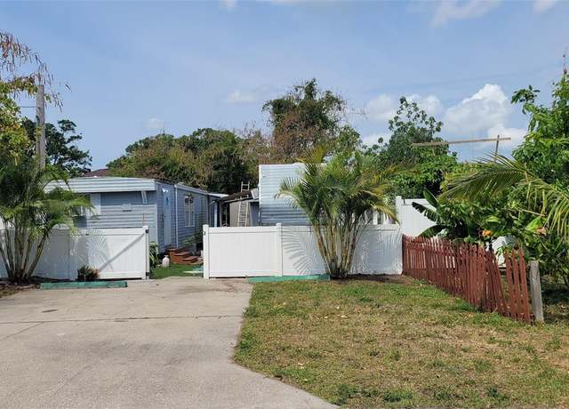Property at 12550 Cross St, Largo, FL 33773, 2 beds, 1 bath