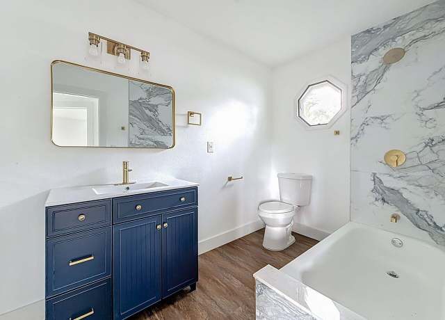 Property at 2122 52nd Ave N, St Petersburg, FL 33714, 3 beds, 2 baths