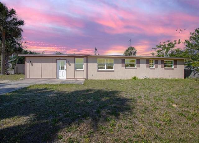 Property at 852 Derbyshire Rd, Daytona Beach, FL 32117, 4 beds, 2.5 baths