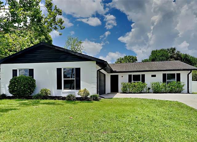Property at 1646 Center St, Deland, FL 32720, 3 beds, 2 baths