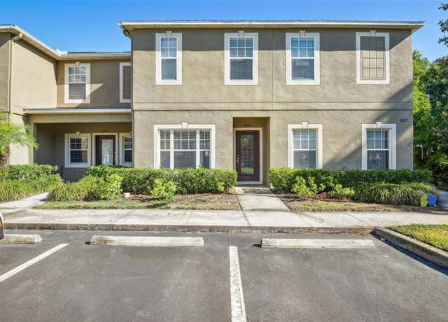 Property at 31215 Flannery Ct, Wesley Chapel, FL 33543, 2 beds, 2.5 baths