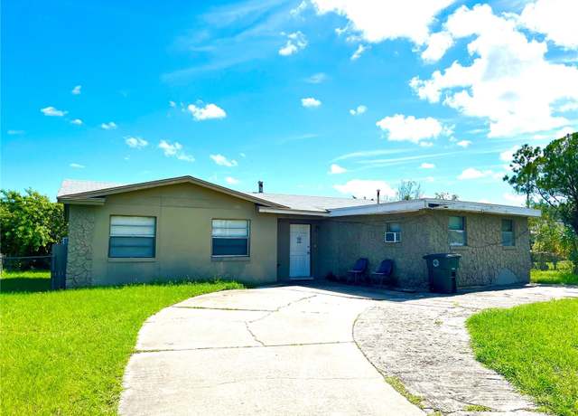Property at 1051 E Patrick Cir, Daytona Beach, FL 32117, 4 beds, 1.5 baths