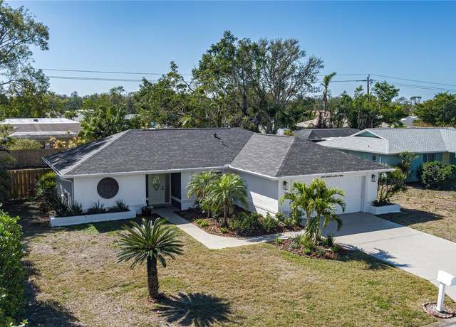 Property at 6705 20th Ave W, Bradenton, FL 34209, 2 beds, 2 baths