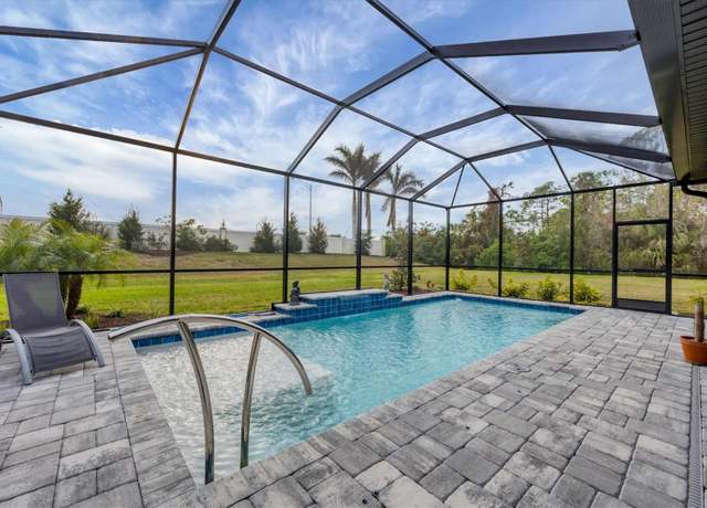 Property at 19807 Bridgetown Loop, Venice, FL 34293, 4 beds, 3 baths