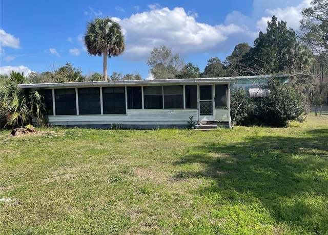 Property at 4229 NE 130th Ct, Silver Springs, FL 34488, 3 beds, 2 baths