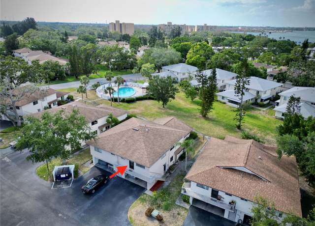 Property at 1821 Bough Ave #4, Clearwater, FL 33760, 2 beds, 1 bath