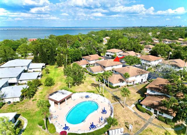 Property at 1821 Bough Ave #4, Clearwater, FL 33760, 2 beds, 1 bath