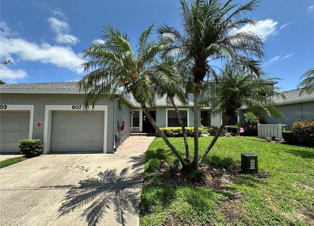 Property at 907 San Carlos Ave NE, St Petersburg, FL 33702, 2 beds, 2 baths