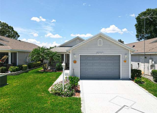 Property at 4521 Eaglewood Dr, Leesburg, FL 34748, 2 beds, 2 baths