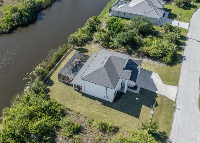 Property at 14462 Fort Worth Cir, Port Charlotte, FL 33981, 4 beds, 2.5 baths