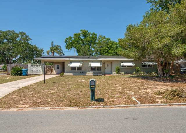Property at 703 Osceola Ave, Lake Wales, FL 33853, 3 beds, 2 baths