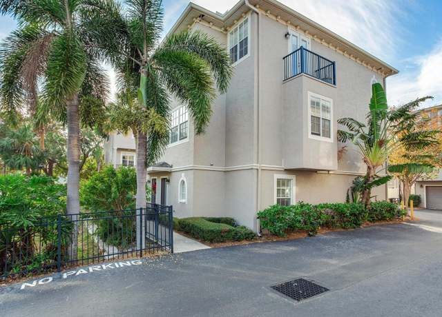 Property at 2606 Espana Ct, Tampa, FL 33609, 3 beds, 3.5 baths
