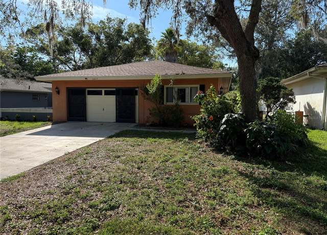 Property at 13017 Club Dr, Hudson, FL 34667, 3 beds, 2 baths