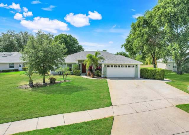 Property at 8709 Augusta Ct, Clermont, FL 34711, 4 beds, 3 baths