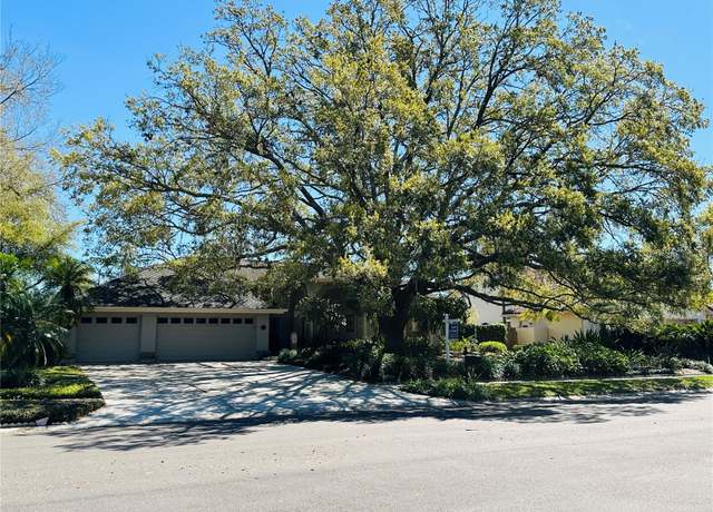 Property at 16209 Belle Meade Blvd, Odessa, FL 33556, 4 beds, 3 baths
