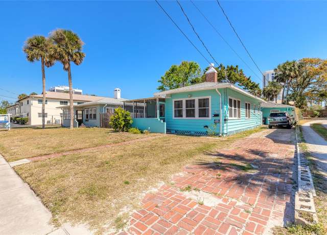 Property at 428 N Oleander Ave, Daytona Beach, FL 32118, 3 beds, 2 baths