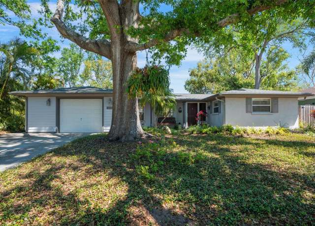 Property at 4806 Capri Ave, Sarasota, FL 34235, 2 beds, 2 baths