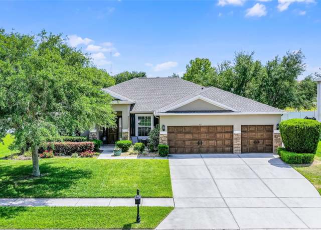 Property at 721 Lake Cove Pointe Cir, Winter Garden, FL 34787, 4 beds, 2 baths