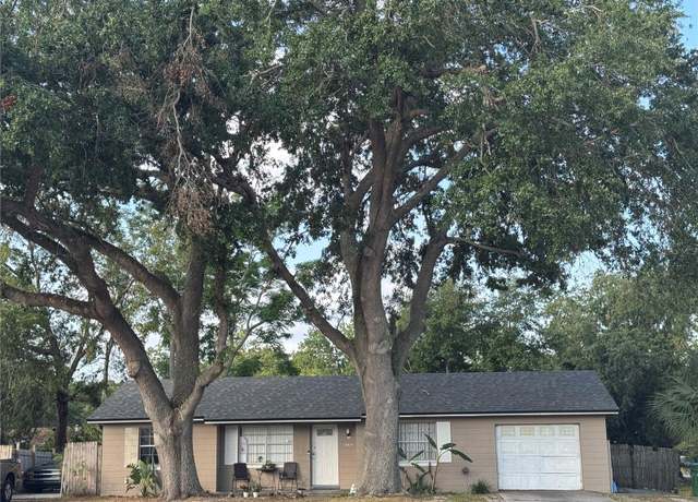 Property at 2219 Howland Blvd, Deltona, FL 32738, 3 beds, 2 baths