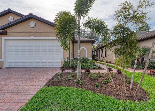 Property at 12091 Firewheel Pl, Venice, FL 34293, 2 beds, 2 baths