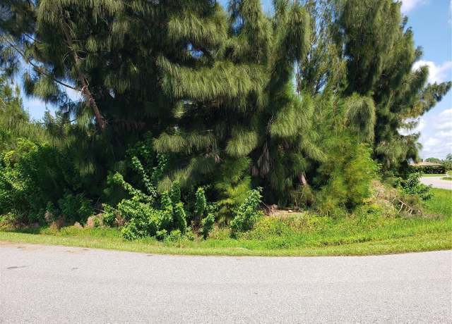 Property at 370 W Tarpon Blvd NW, Port Charlotte, FL 33952