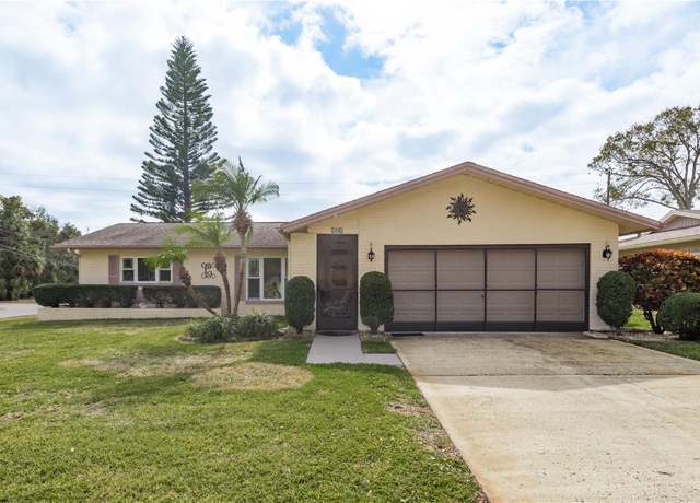 Property at 102 Stafford Dr, Palm Harbor, FL 34684, 2 beds, 2 baths