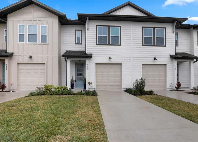 Property at 733 Longboat Dr, Davenport, FL 33896, 3 beds, 2.5 baths
