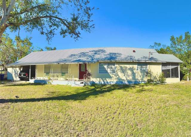 Property at 110 W 5th St, Frostproof, FL 33843, 3 beds, 2 baths