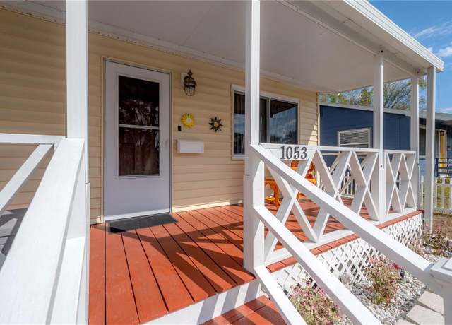 Property at 1053 56th Ave N, St Petersburg, FL 33703, 3 beds, 2 baths