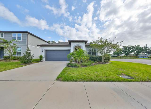 Property at 36959 Highland Meadows Ct, Zephyrhills, FL 33542, 4 beds, 2 baths